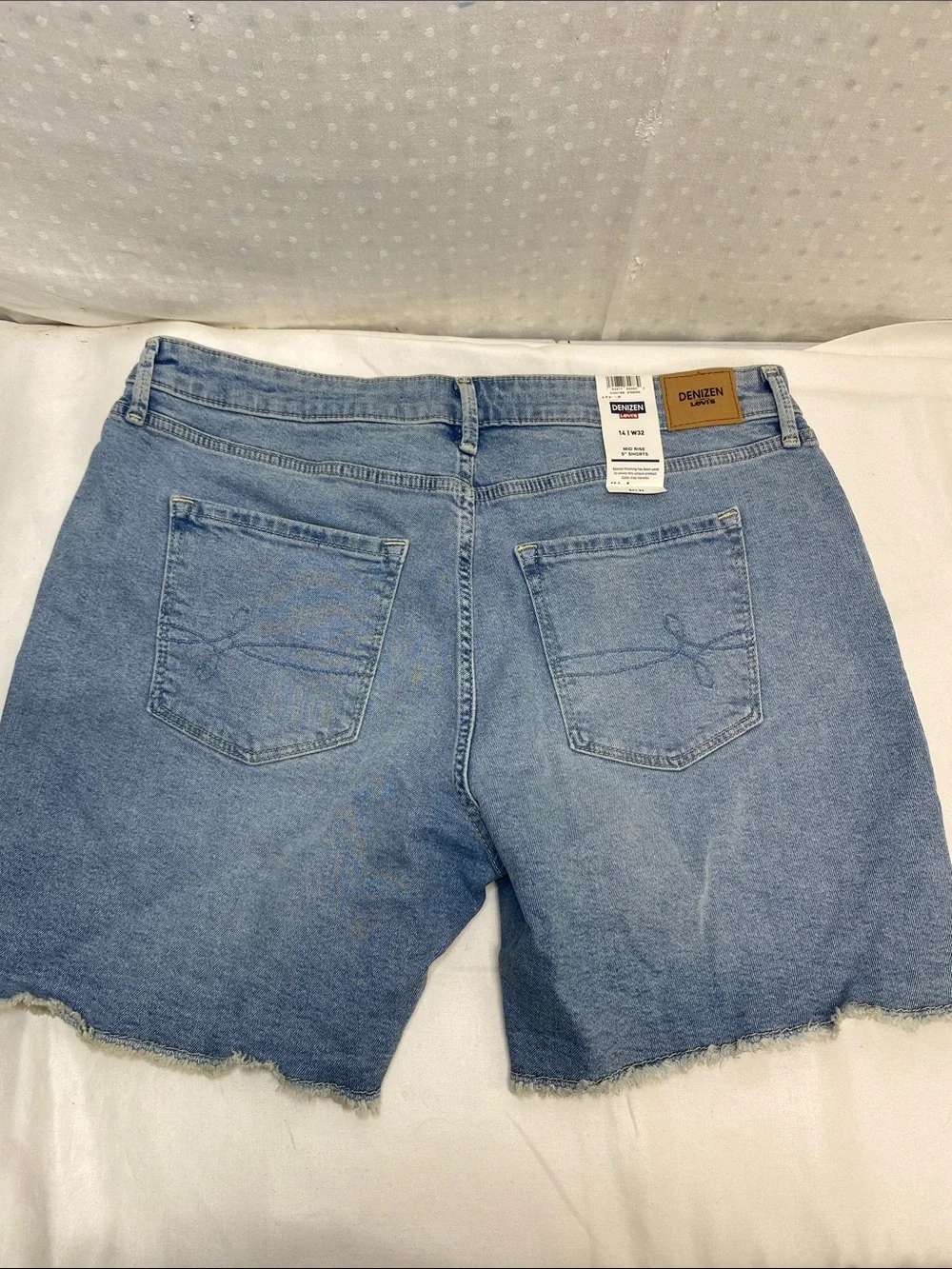 Denizen from Levi's Faded Blue Frayed Hem Distressed Jean Shorts Mid Rise - Picture 3 of 7